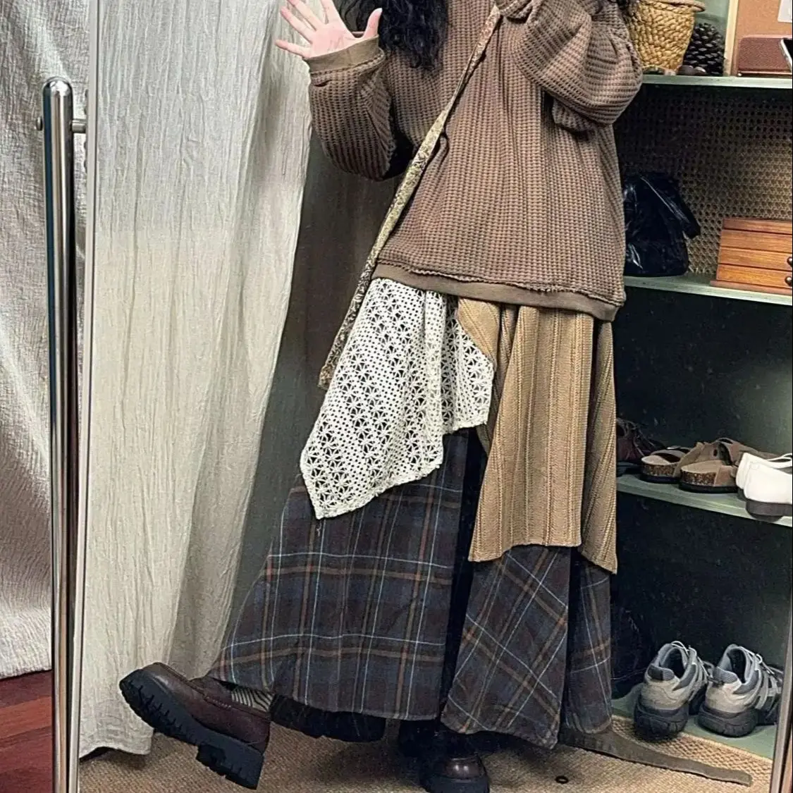 Women's Grid Splicing Skirt Y2K Japanese Fashion Harajuku High Street 2000s Style Streetwear 90s A-line Long Skirt Clothing 2024
Women's Grid Splicing Skirt Y2K Japanese Fashion Harajuku High Street 2000s Style Streetwear 90s A-line Long Skirt Clothing 2024