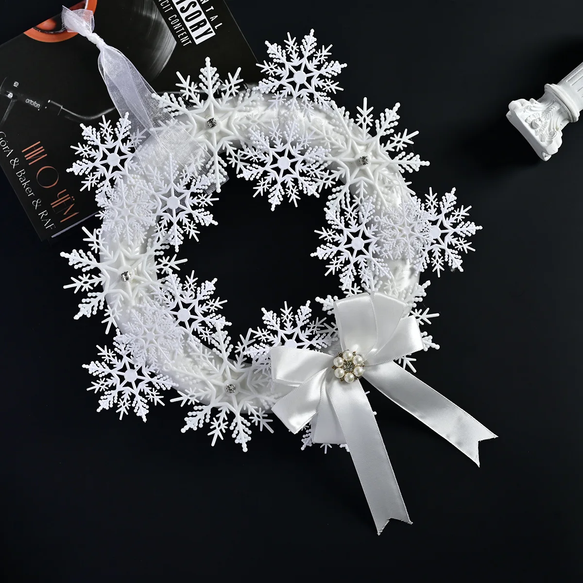 Christmas Snowflake Decoration Garland Bow Home Decor Wall Hanging Decorations Holiday Party Decorations 
Christmas Snowflake Decoration Garland Bow Home Decor Wall Hanging Decorations Holiday Party Decorations