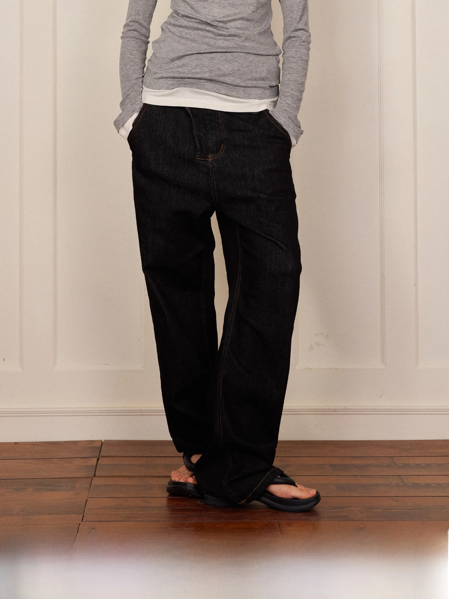 Original Jeans Elastic Fit Straight Leg DSM Vintage mid High Waist Long Trousers Youthful Feel Cotton Polyester Spandex Blend
Original Jeans Elastic Fit Straight Leg DSM Vintage mid High Waist Long Trousers Youthful Feel Cotton Polyester Spandex Blend