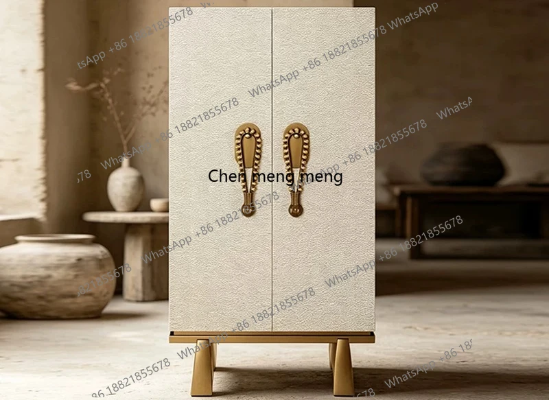 Italian light luxury luxury solid wood wine cabinet villa luxury multi-functional retro storage fashion side cabinet
Italian light luxury luxury solid wood wine cabinet villa luxury multi-functional retro storage fashion side cabinet