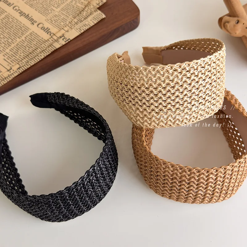 Straw Headband Wide Crown Lifting Face Slimming Elegant for Women Daily Wear Premium Natural Lightweight Breathable Texture
Straw Headband Wide Crown Lifting Face Slimming Elegant for Women Daily Wear Premium Natural Lightweight Breathable Texture