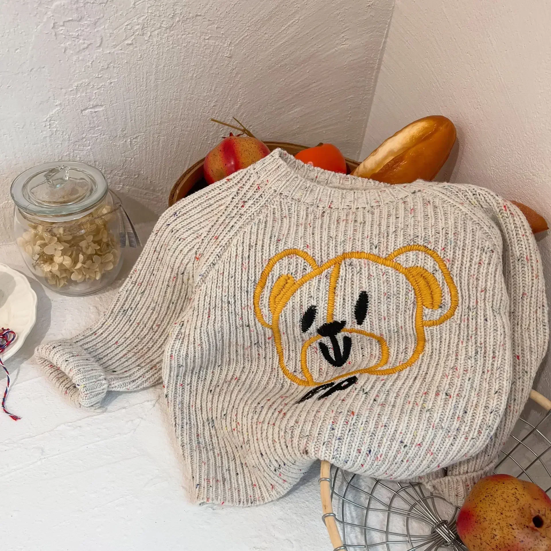 Kids' Sweater 2023 Autumn New Boys' and Girls' Knitted Cartoon Bear Sweater Baby Bedford Cord Sweater
Kids' Sweater 2023 Autumn New Boys' and Girls' Knitted Cartoon Bear Sweater Baby Bedford Cord Sweater