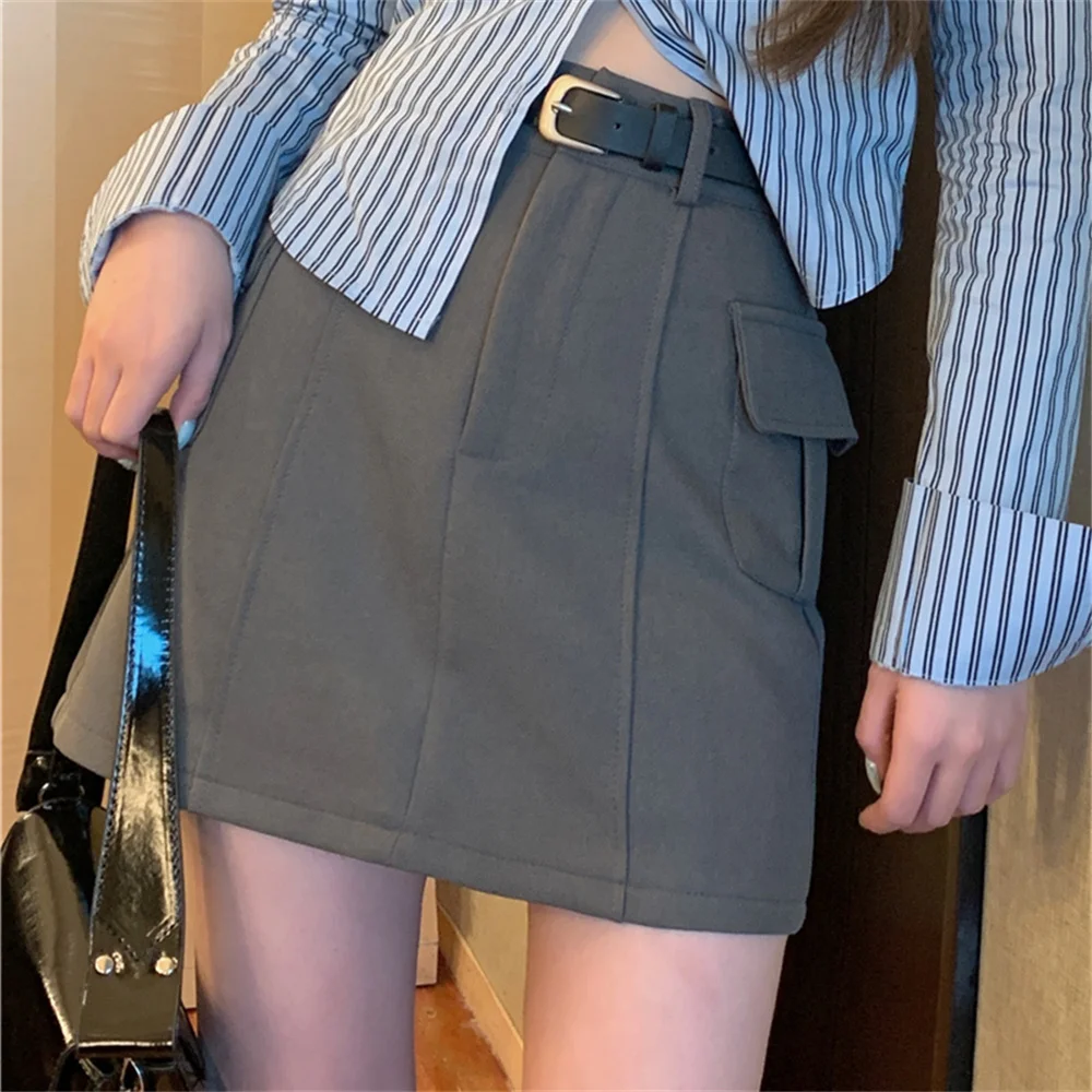 PLAMTEE Hot Girls Mini Skirts Women Pockets Slim-Fit High Waist 2023 OL Sexy Summer Preppy Style Mujer Bodycon Chic Solid New
PLAMTEE Hot Girls Mini Skirts Women Pockets Slim-Fit High Waist 2023 OL Sexy Summer Preppy Style Mujer Bodycon Chic Solid New