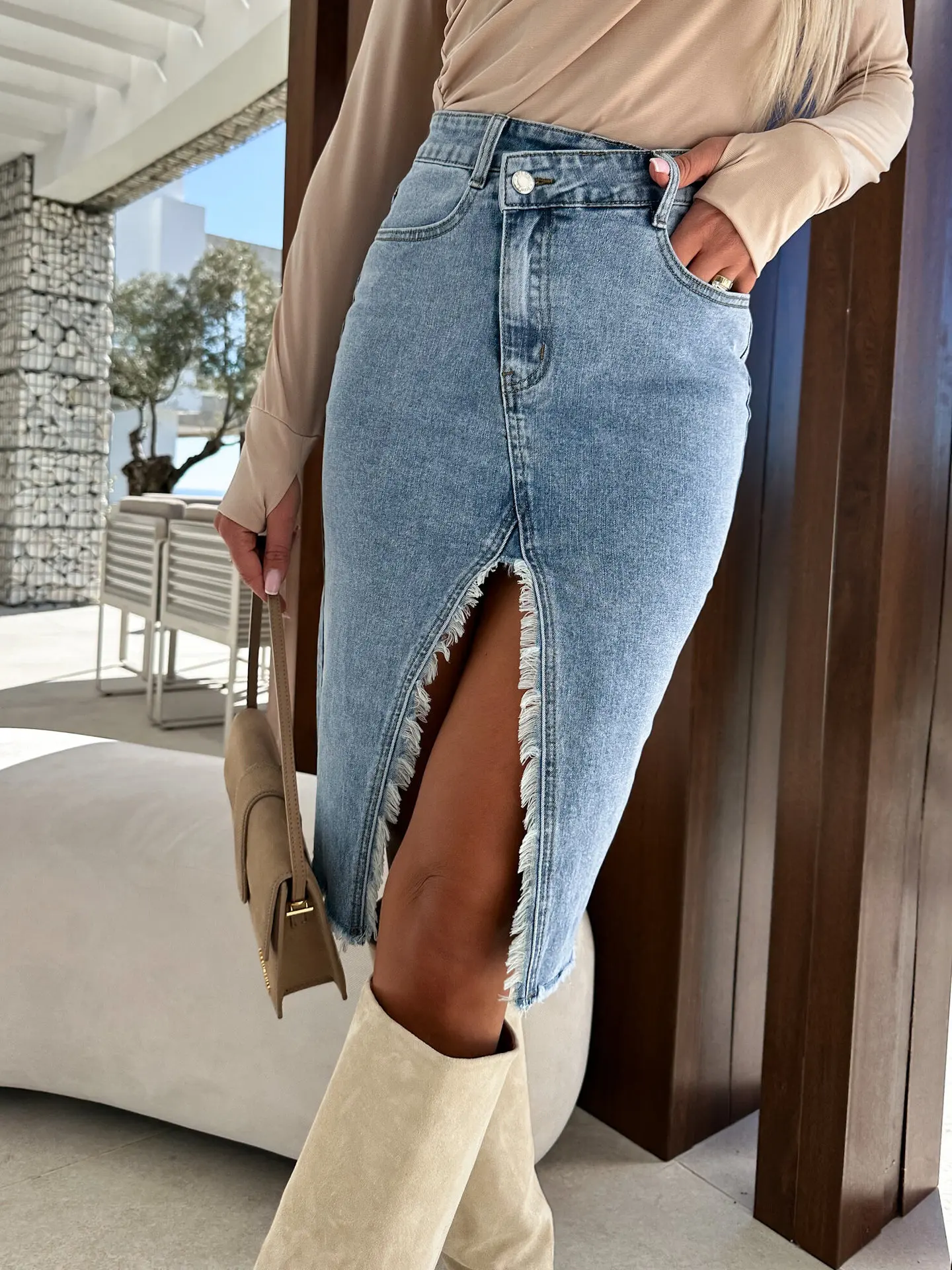 Fresh and Sweet Pencil Denim Skirt 2023 Spring/Summer New Split Fashion Casual Solid Color Denim Wrap Hip Skirt
Fresh and Sweet Pencil Denim Skirt 2023 Spring/Summer New Split Fashion Casual Solid Color Denim Wrap Hip Skirt
