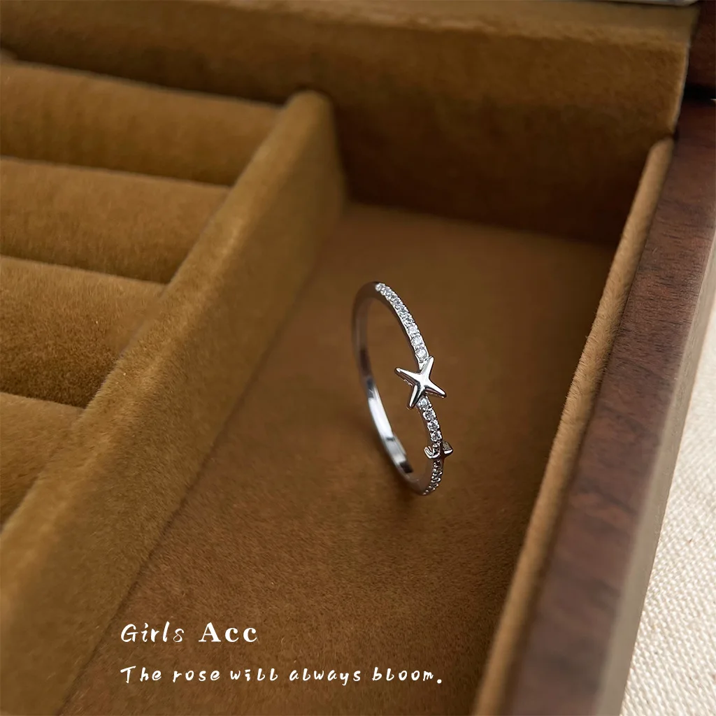Niche Personalized Five Star Zircon Index Finger Ring Minimalist Cool Tone Versatile Commuting Finger Jewelry For Daily Wear
Niche Personalized Five Star Zircon Index Finger Ring Minimalist Cool Tone Versatile Commuting Finger Jewelry For Daily Wear