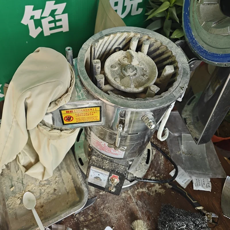 Home Use Large Capacity Grinder Chamber Flour Grinding Machine
Home Use Large Capacity Grinder Chamber Flour Grinding Machine