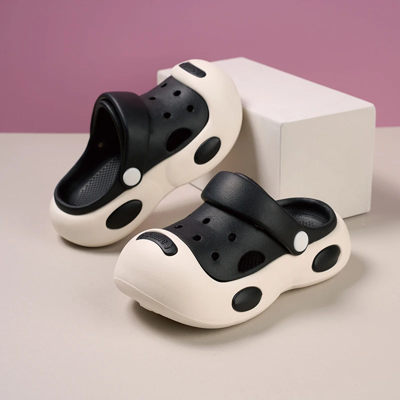 Cute Baby Sandals for Girls Boys Beach Non-slip Breathable Comfortable Kids Shoes Outdoor Waterproof Children Clogs Size 23-34
Cute Baby Sandals for Girls Boys Beach Non-slip Breathable Comfortable Kids Shoes Outdoor Waterproof Children Clogs Size 23-34