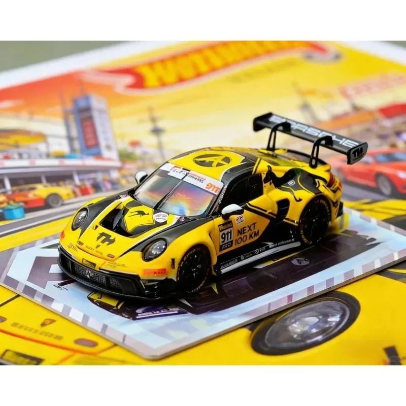 Trends Hobby 1/64 Porsche 918 Spyder 911 GT3 R Absolute Team Kangaroo Livery Bathurst 12 Hours Endurance 2026 Alloy Car Model
Trends Hobby 1/64 Porsche 918 Spyder 911 GT3 R Absolute Team Kangaroo Livery Bathurst 12 Hours Endurance 2026 Alloy Car Model