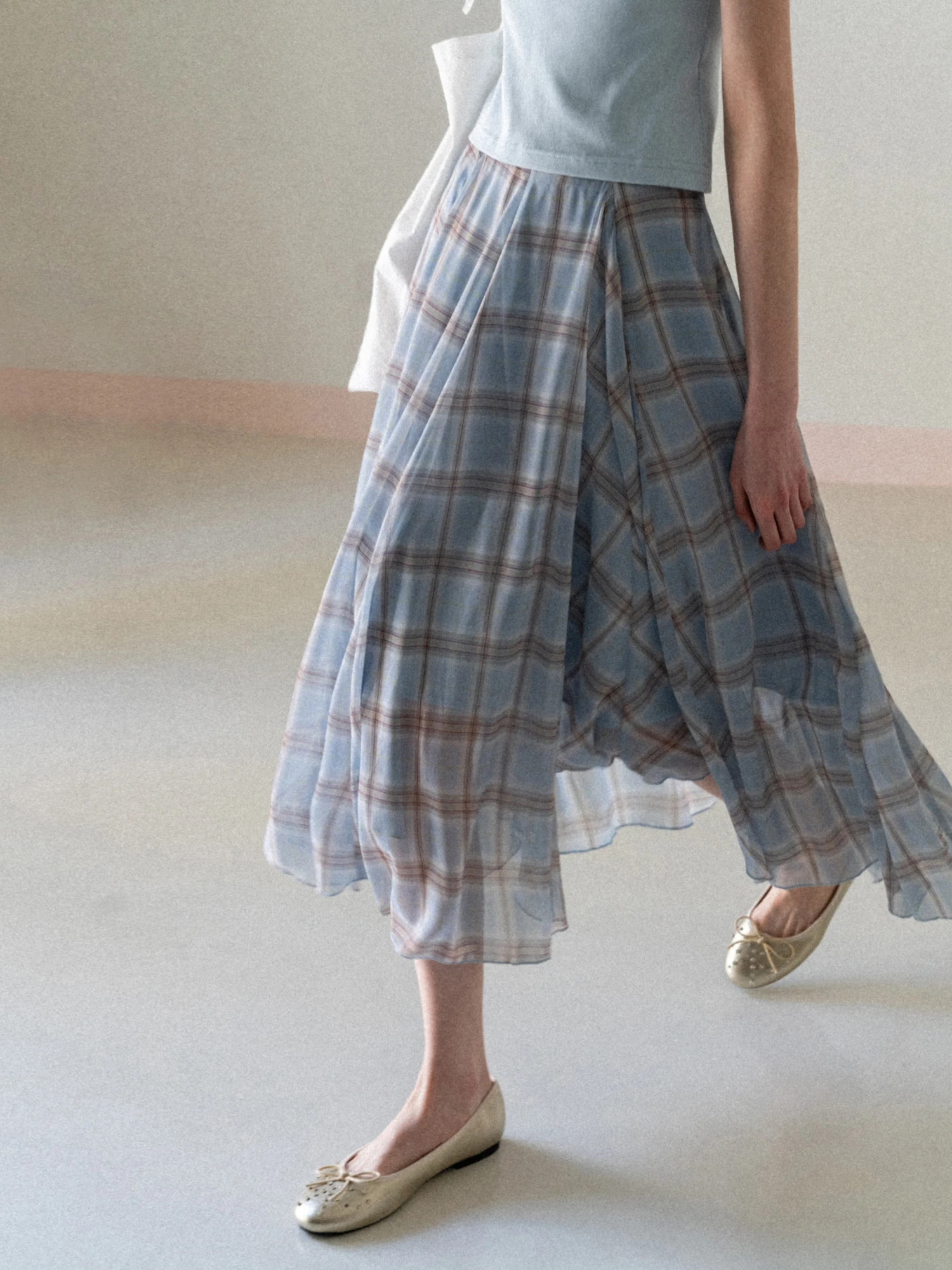 Юбка миди EGGKA с высокой талией и принтом в клетку, женская, весна-лето, повседневная, А-силуэт, с кружевным подолом, стройнящая фигуру
Юбка миди EGGKA с высокой талией и принтом в клетку, женская, весна-лето, повседневная, А-силуэт, с кружевным подолом, стройнящая фигуру