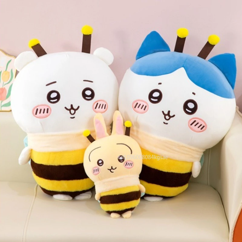 80cm Big Size Chiikawa Transforming Into A Bee Stuffed Plushies Cartoon Hachi Usagi Soft Plush Doll Children's Pillow Xmas Gifts
80cm Big Size Chiikawa Transforming Into A Bee Stuffed Plushies Cartoon Hachi Usagi Soft Plush Doll Children's Pillow Xmas Gifts