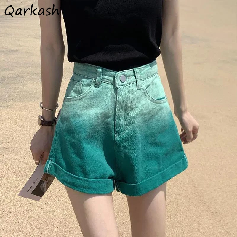 Green Gradient Denim Shorts Women Korean Style Fashion High Waist Summer Chic Youth Streetwear Loose Casual Y2k Ropa De Mujer
Green Gradient Denim Shorts Women Korean Style Fashion High Waist Summer Chic Youth Streetwear Loose Casual Y2k Ropa De Mujer