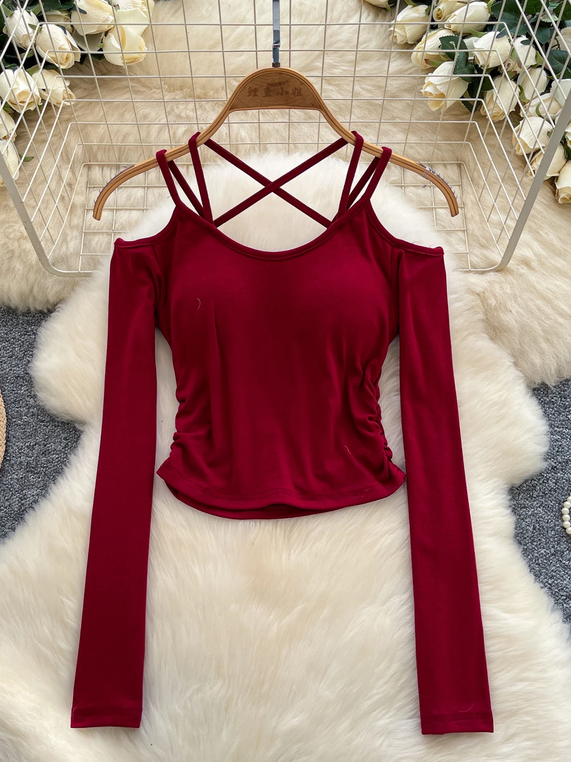 Foamlina уличный стиль спагетти с открытыми плечами футболка топ для женщин модный однотонный топ с круглым вырезом и длинными рукавами с рюшами тонкий укороченный топ 
Foamlina уличный стиль спагетти с открытыми плечами футболка топ для женщин модный однотонный топ с круглым вырезом и длинными рукавами с рюшами тонкий укороченный топ