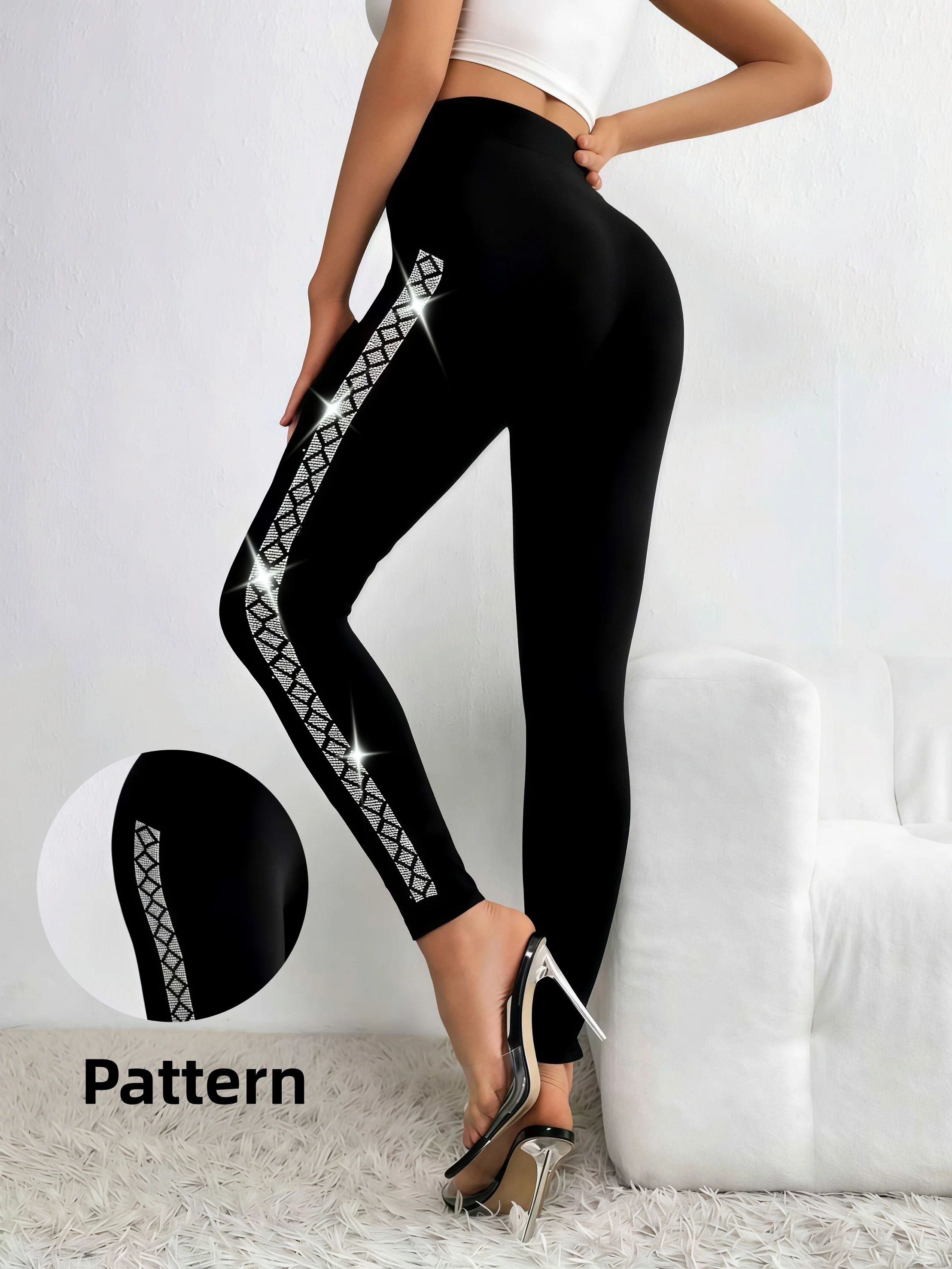 Women's High Waist Rhinestone Decor Leggings Stretch Slim Fit Sparkly Side Diamond Pattern Pants For Daily Wear
Women's High Waist Rhinestone Decor Leggings Stretch Slim Fit Sparkly Side Diamond Pattern Pants For Daily Wear