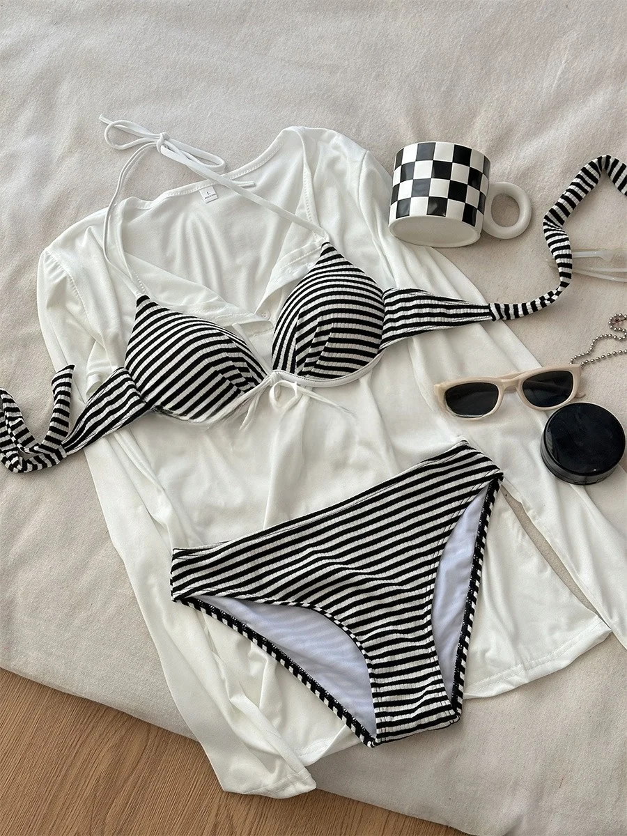 Korean Sle Ins Bla White Striped Ne Hanging Bikini Pure Desire Cover up orts Slimming Hot Spring Island Super Beautiful
Korean Sle Ins Bla White Striped Ne Hanging Bikini Pure Desire Cover up orts Slimming Hot Spring Island Super Beautiful
