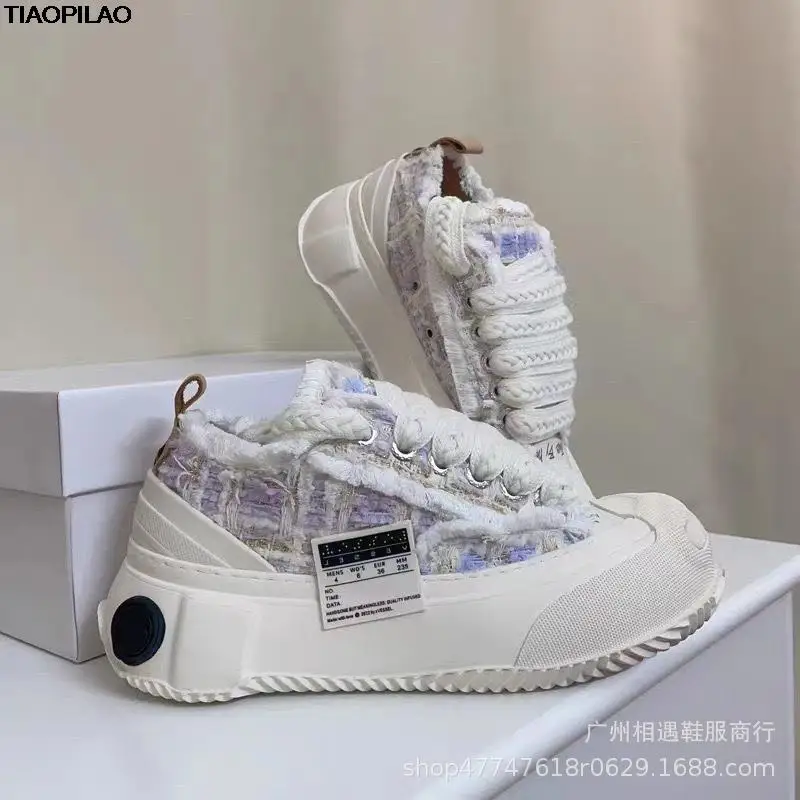 High Quality Cotton Candy Beggar Women's Canvas Shoes Cute Open Mouthed Laughing Leisure Ladies Sneakers Platform Female Shoes
High Quality Cotton Candy Beggar Women's Canvas Shoes Cute Open Mouthed Laughing Leisure Ladies Sneakers Platform Female Shoes