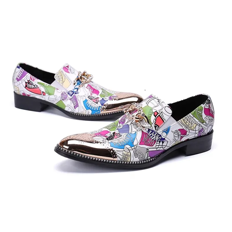 Iron Pointed Men's Shoes Loafers for Men Graffiti Fashionable Hairstylist Leisurely Leather Shoes Casual Business Trendy Shoes
Iron Pointed Men's Shoes Loafers for Men Graffiti Fashionable Hairstylist Leisurely Leather Shoes Casual Business Trendy Shoes