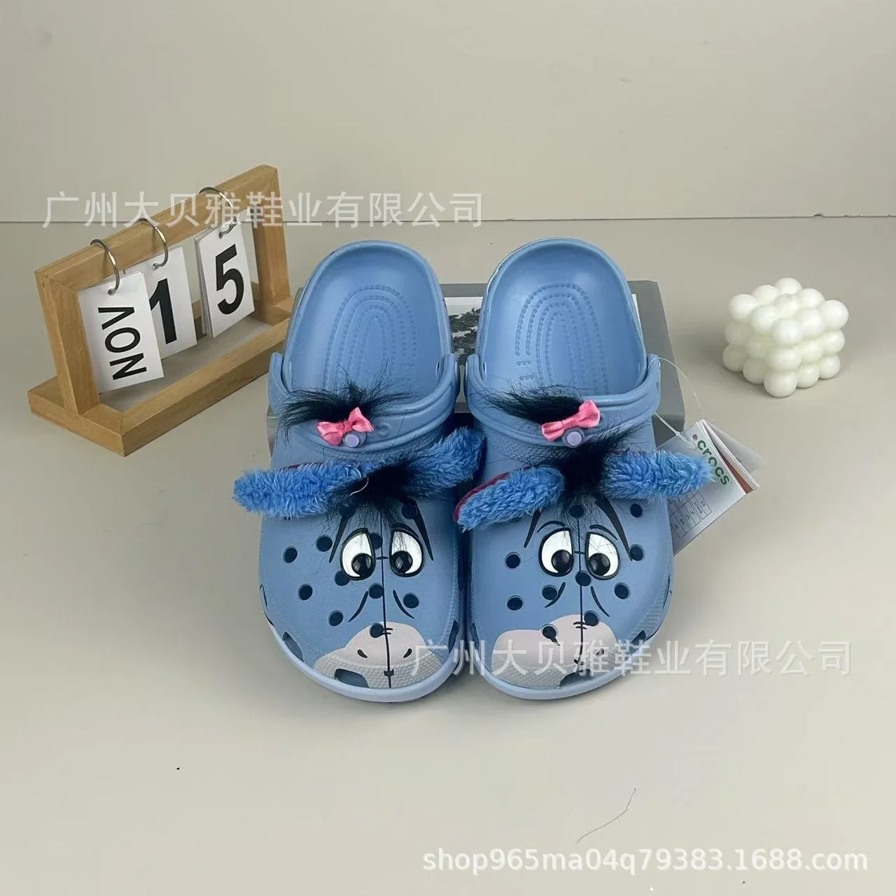 Летние тапочки, водонепроницаемые тапочки с милыми мультяшными молниями, уличные сандалии для косплея, обувь из ЭВА с запахом на щиколотке 
Летние тапочки, водонепроницаемые тапочки с милыми мультяшными молниями, уличные сандалии для косплея, обувь из ЭВА с запахом на щиколотке