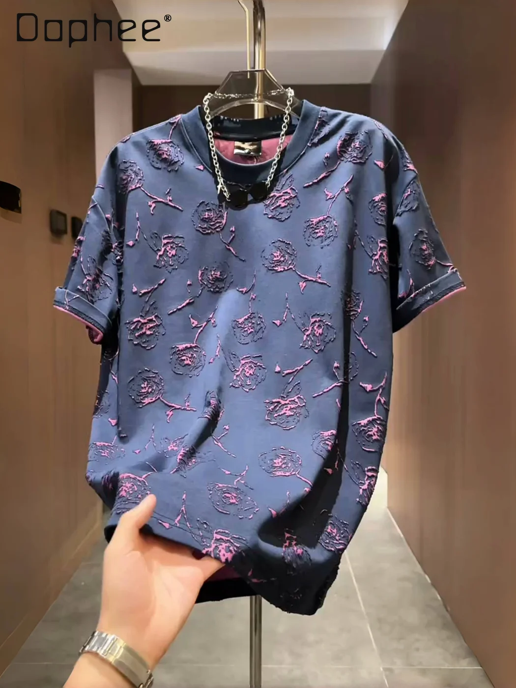 Summer New Arrival Men Fashion Loose Casual Blue Gray 3D Stereo Rose Design Round Neck Short Sleeve T-shirt Streetwear
Summer New Arrival Men Fashion Loose Casual Blue Gray 3D Stereo Rose Design Round Neck Short Sleeve T-shirt Streetwear