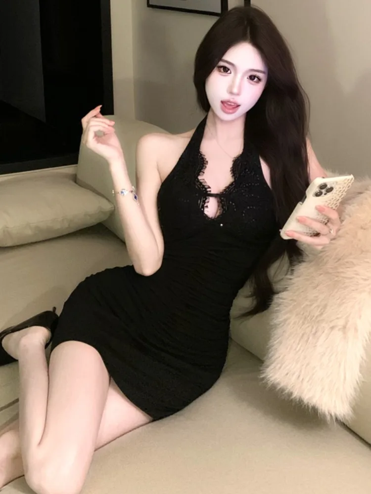 Black Sequin Backless Neck Hanging Dress Women's Winter Body Shape Pure Desire Short Skirt Korean Style Slim Fit Casual Spring
Black Sequin Backless Neck Hanging Dress Women's Winter Body Shape Pure Desire Short Skirt Korean Style Slim Fit Casual Spring