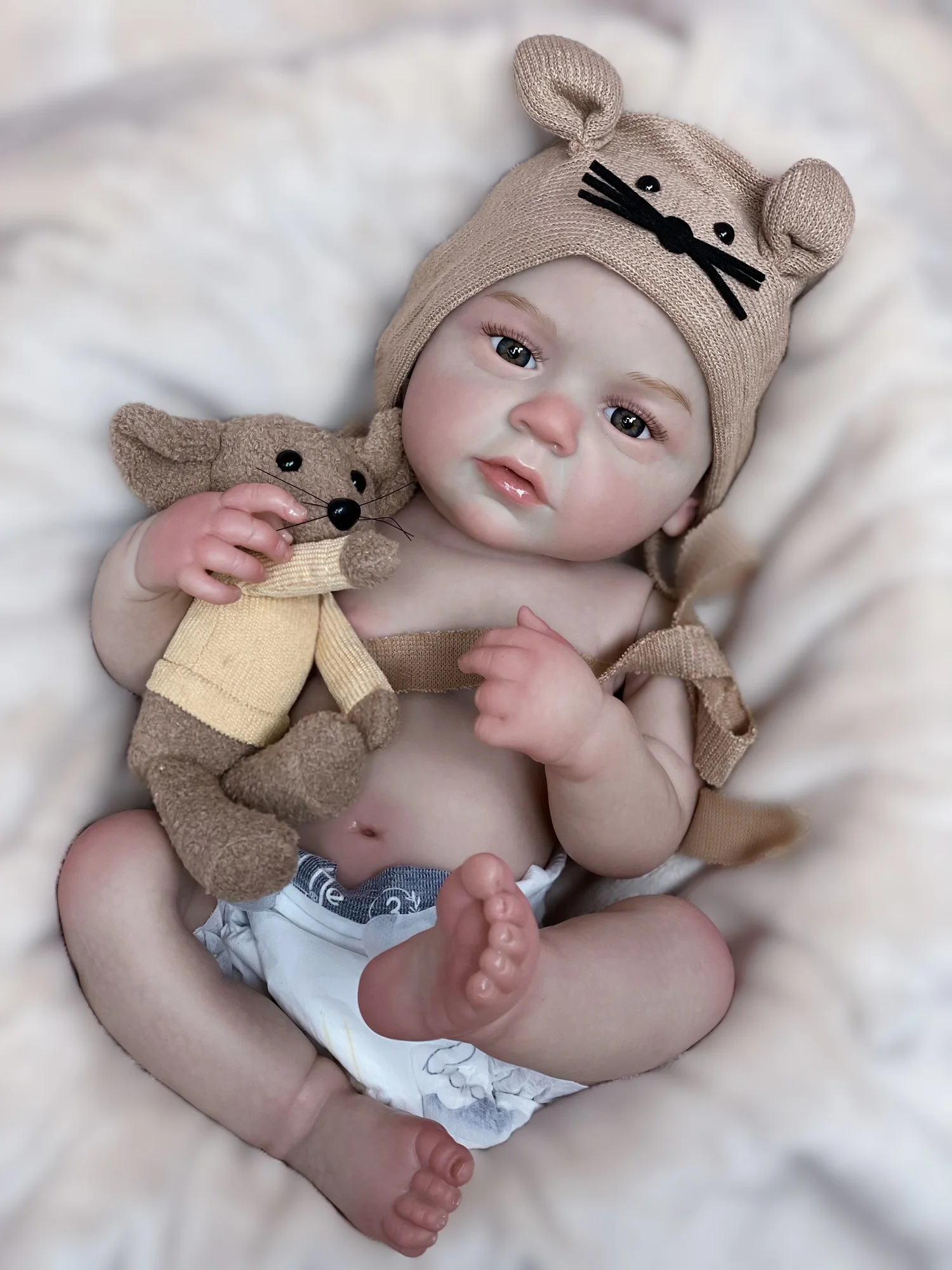 18-20-дюймовая моющаяся кукла реборн для маленьких мальчиков с окрашенным лысиным телом, мягкая виниловая 3D краска для кожи, видимые вены, реалистичная настоящая кукла реборн
18-20-дюймовая моющаяся кукла реборн для маленьких мальчиков с окрашенным лысиным телом, мягкая виниловая 3D краска для кожи, видимые вены, реалистичная настоящая кукла реборн