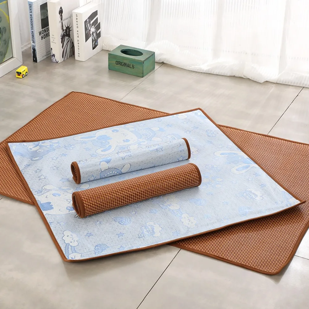Easy To Clean Double-Sided Use Pet Summer Mat Rattan and Ice Silk Breathable Pet Cooling Mat Wear-resistant Dog House Mat Puppy
Easy To Clean Double-Sided Use Pet Summer Mat Rattan and Ice Silk Breathable Pet Cooling Mat Wear-resistant Dog House Mat Puppy