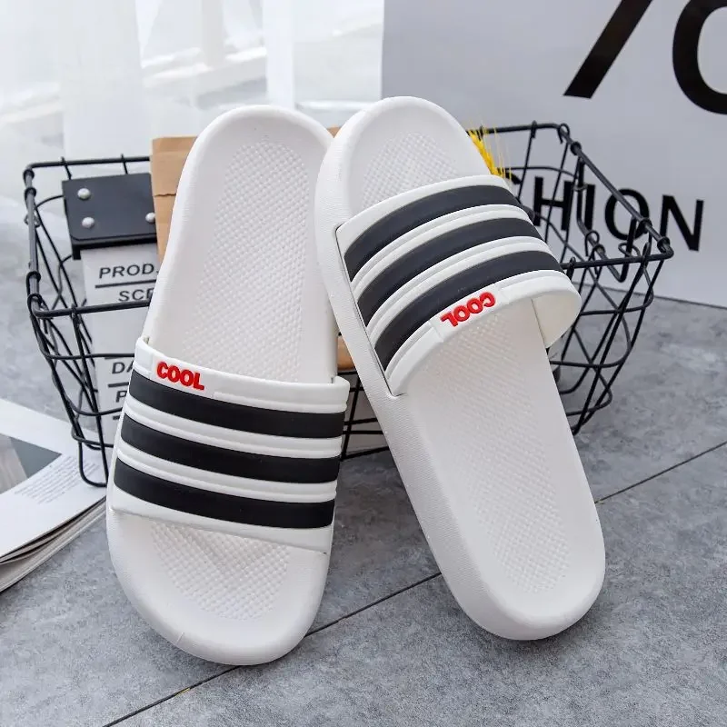 Fashionable Men's Bathroom Slippers with Deodorant and Non-Slip Soft Bottom 
Fashionable Men's Bathroom Slippers with Deodorant and Non-Slip Soft Bottom
