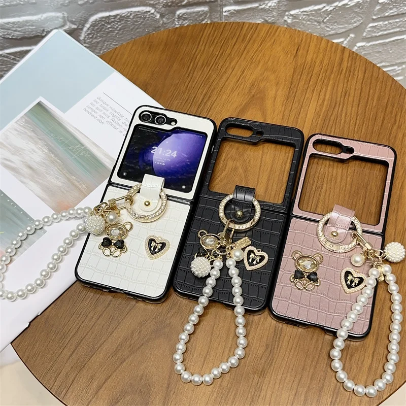 Advanced Crocodile Pattern 3D Bear Phone Case For Samsung Z Flip 3 4 5 6 Personalized Convenient Anti Drop Phone Case
Advanced Crocodile Pattern 3D Bear Phone Case For Samsung Z Flip 3 4 5 6 Personalized Convenient Anti Drop Phone Case