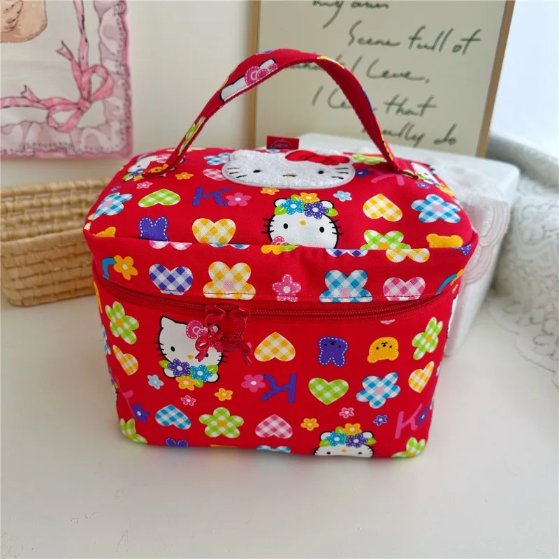 Kawaii Hello Kitty Makeup Bag Cute Cartoon Print KT Women Accessories Cotton Handheld Large Capacity Storage Girl Gift Wholesale
Kawaii Hello Kitty Makeup Bag Cute Cartoon Print KT Women Accessories Cotton Handheld Large Capacity Storage Girl Gift Wholesale