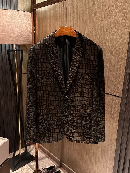 Timeless Matte Leather Men's Suit Spring 2026 Business Casual Standard Fit Single Buttoned Breathable Daily Wear Leopard Print
Timeless Matte Leather Men's Suit Spring 2026 Business Casual Standard Fit Single Buttoned Breathable Daily Wear Leopard Print