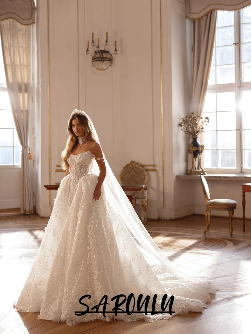 White Off The Shoulder Long Lace Sleeve Wedding Dress Shiny 3D Floral Beaded Ball Gown With Chapel Train For Bride Customized
White Off The Shoulder Long Lace Sleeve Wedding Dress Shiny 3D Floral Beaded Ball Gown With Chapel Train For Bride Customized