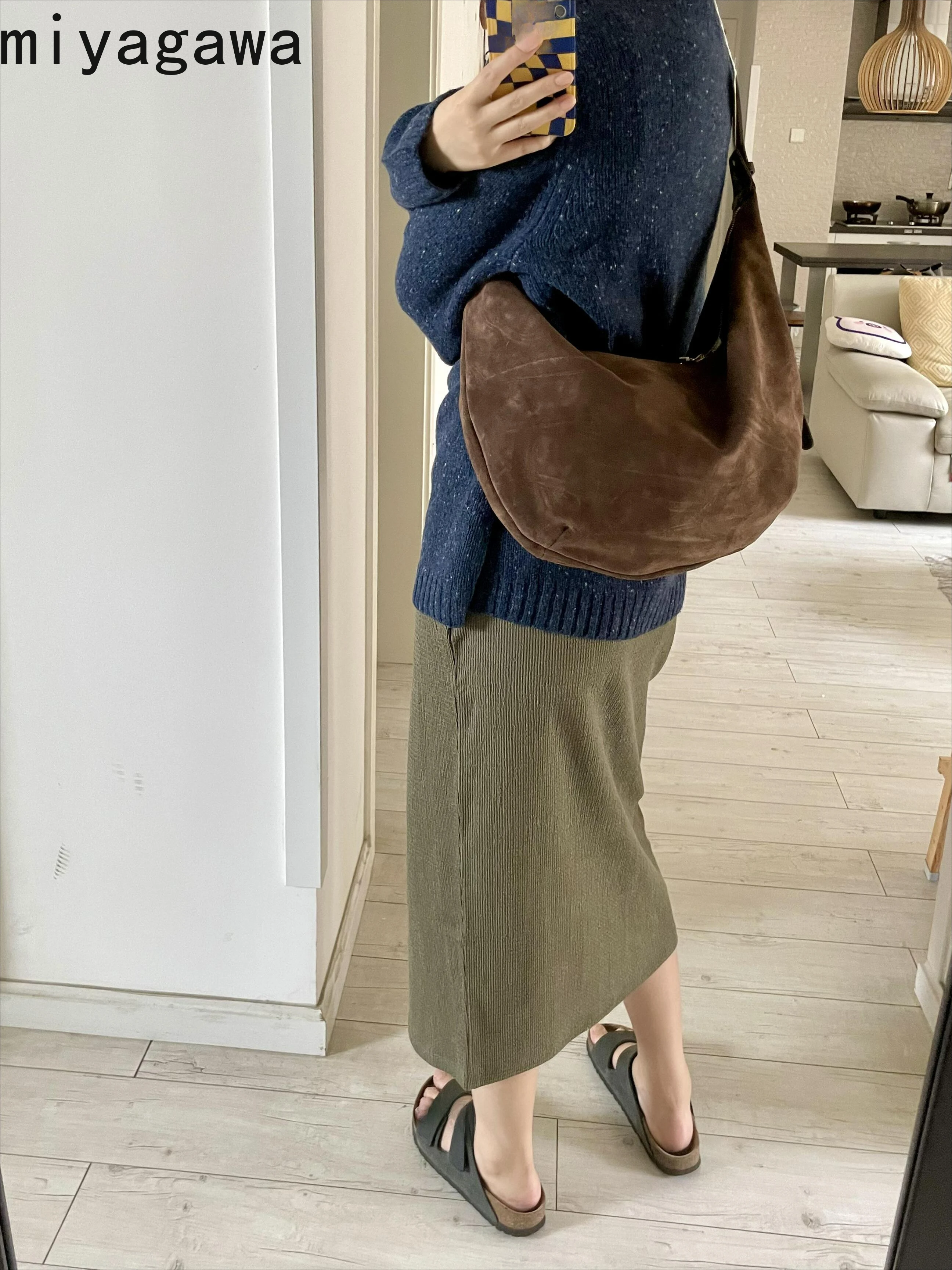 Miyagawa Korean Niche Autumn Winter New Tote Underarm Bag Large Capacity Versatile Single Shoulder Crossbody Bags
Miyagawa Korean Niche Autumn Winter New Tote Underarm Bag Large Capacity Versatile Single Shoulder Crossbody Bags