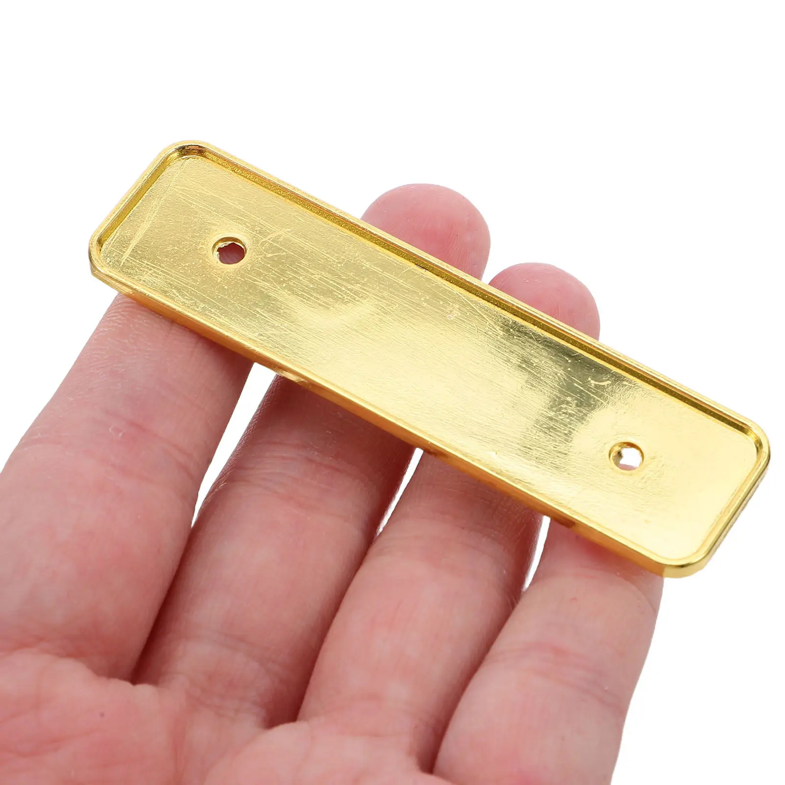 10 шт. золотых металлических бейджей для именных табличек сотрудников офиса с булавкой-застежкой для униформы
10 шт. золотых металлических бейджей для именных табличек сотрудников офиса с булавкой-застежкой для униформы