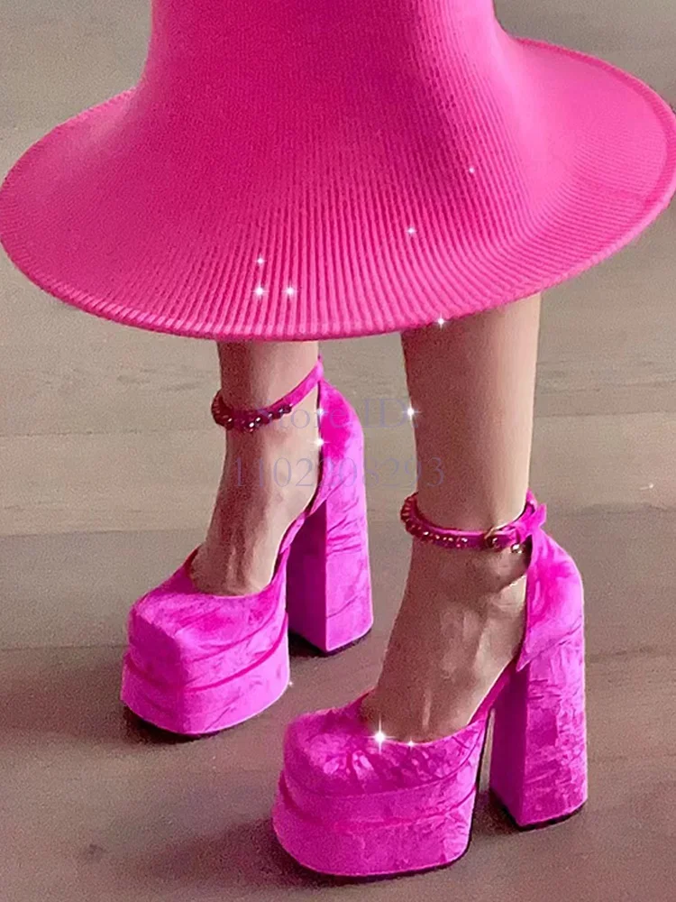 Rose Red Velvet Platform Chunky Heel Sandals Round Toe Rhinestone Straps Thick Bottom Mary Jane Pumps Women Elegant Shoes 2024
Rose Red Velvet Platform Chunky Heel Sandals Round Toe Rhinestone Straps Thick Bottom Mary Jane Pumps Women Elegant Shoes 2024
