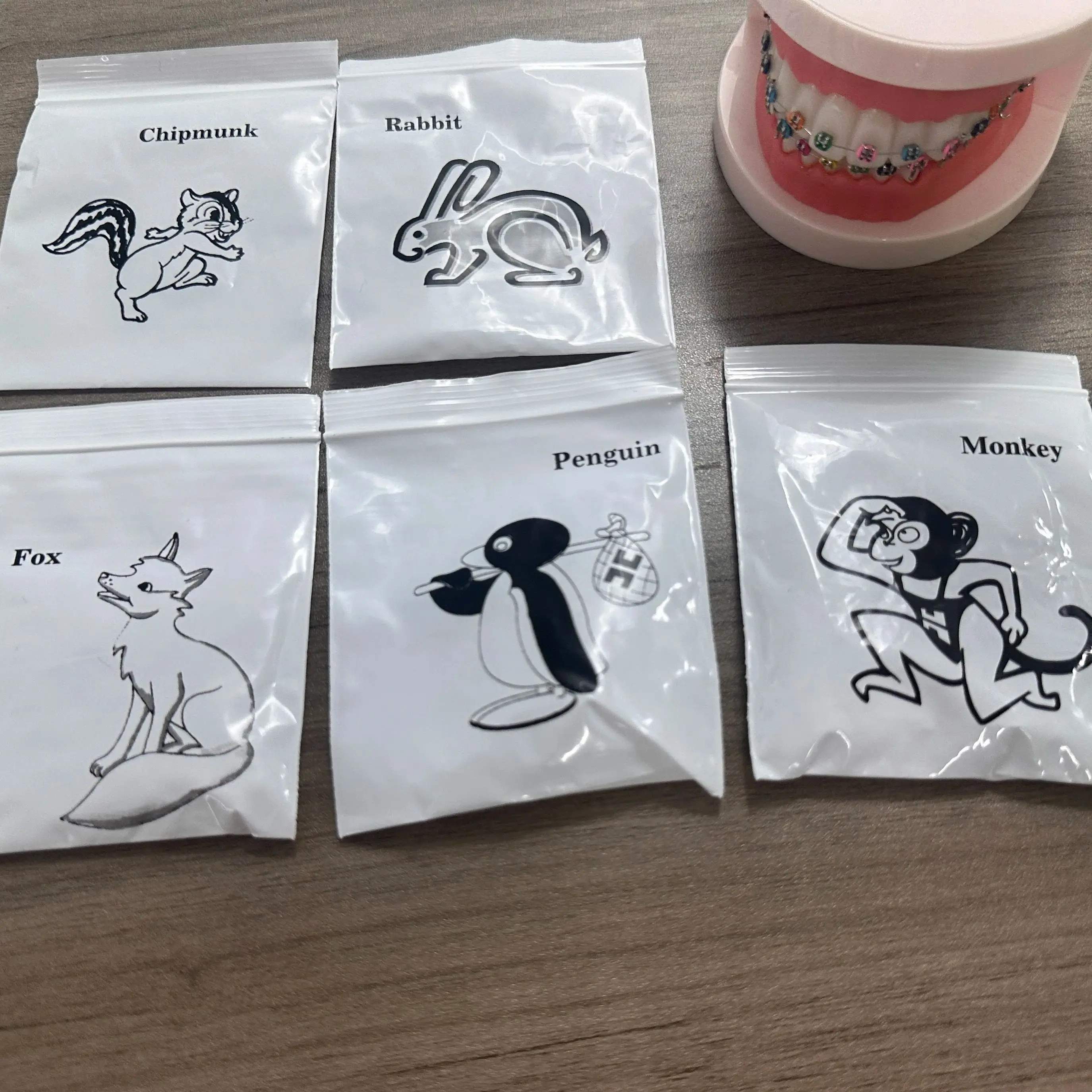 10Bags 1000pcs Dental Silicone bands Latex Free Elastic Bands for BracesOrthodontic Silicone bands 4.5OZ
10Bags 1000pcs Dental Silicone bands Latex Free Elastic Bands for BracesOrthodontic Silicone bands 4.5OZ