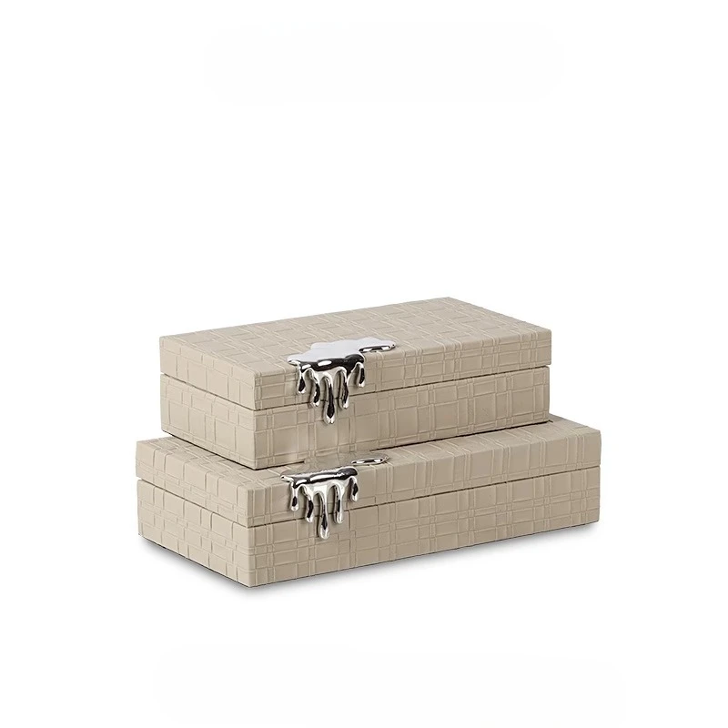Modern Luxury Leather Decorative Box Cloakroom Jewelry Organizer for Home Bookcase Display Multifunctional Living Room Ornament
Modern Luxury Leather Decorative Box Cloakroom Jewelry Organizer for Home Bookcase Display Multifunctional Living Room Ornament