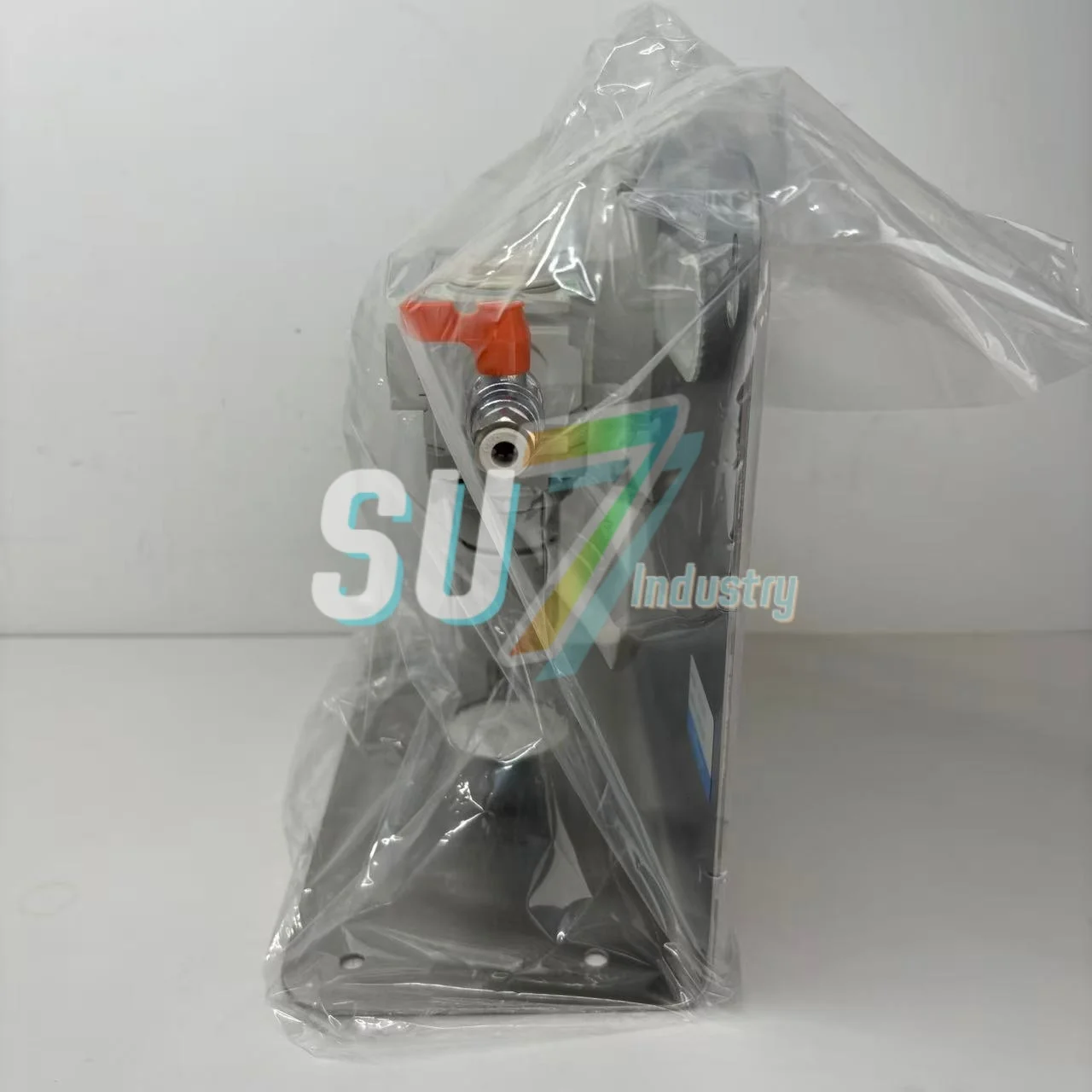 Новый оригинальный комплект Air Line AL-C1204
Новый оригинальный комплект Air Line AL-C1204