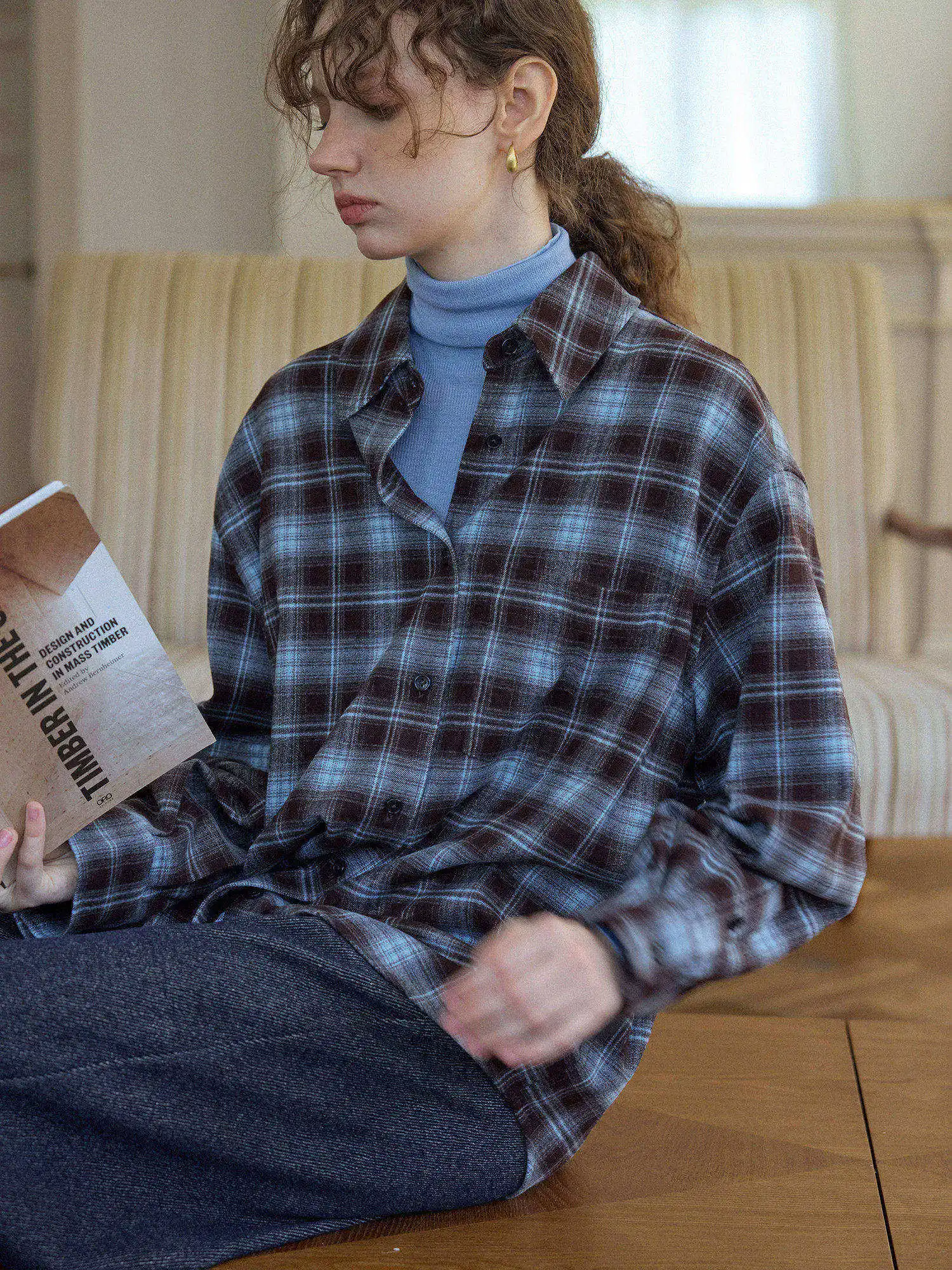 Blue Floing Contrast Color Plaid Loose Long Sve irt Women's Autumn Winter Vintage Cheered Inner Wear irt
Blue Floing Contrast Color Plaid Loose Long Sve irt Women's Autumn Winter Vintage Cheered Inner Wear irt