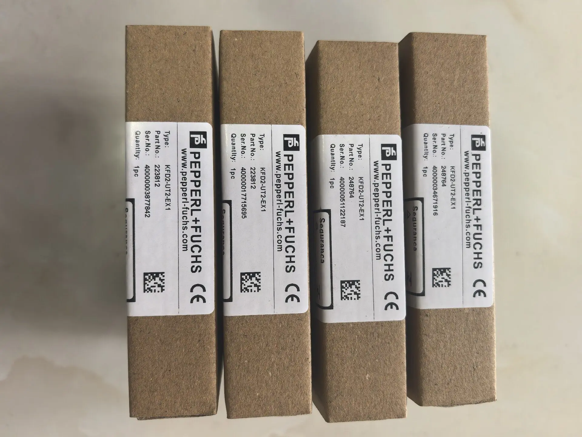 Pepperl + Fuchs safety barrier KFD2-UT2-EX1.in stock
Pepperl + Fuchs safety barrier KFD2-UT2-EX1.in stock