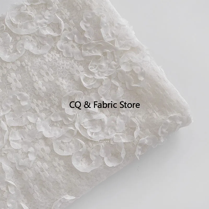 Off White 3D Floral Soft Mesh Lace Fabric For Wedding And Evening Dress Designer Fabric Apparel Sewing Fabric By the meter
Off White 3D Floral Soft Mesh Lace Fabric For Wedding And Evening Dress Designer Fabric Apparel Sewing Fabric By the meter
