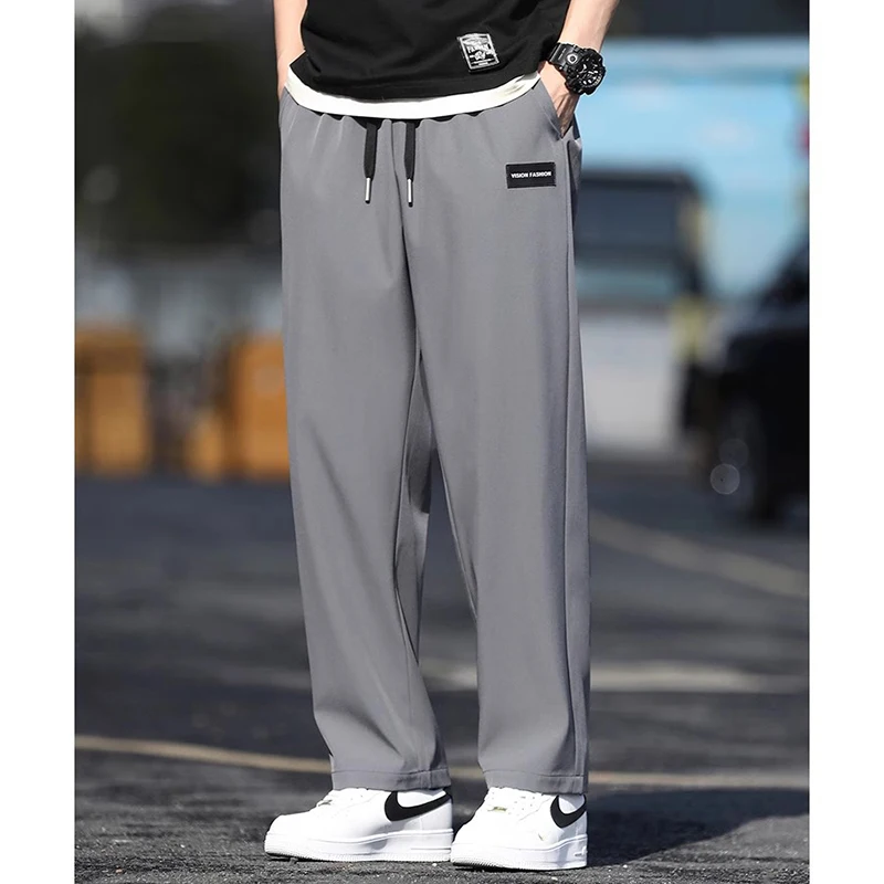 Spring and autumn 2024 new boys' sports straight leg long pants fashion letter printed men's loose casual pants
Spring and autumn 2024 new boys' sports straight leg long pants fashion letter printed men's loose casual pants