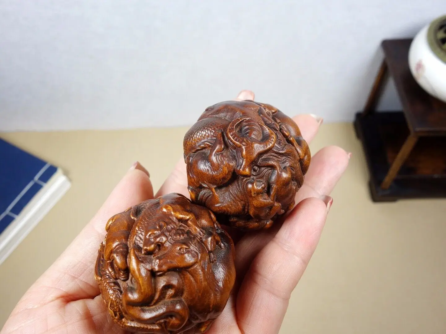 Chinese Antique Boxwood Carved Twelve Animals Statue Wooden Figurines Nice Art
Chinese Antique Boxwood Carved Twelve Animals Statue Wooden Figurines Nice Art