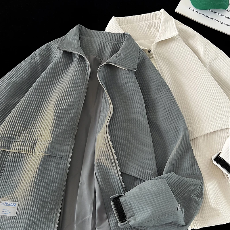 Американская свободная мужская рабочая куртка в уличном стиле, модная водонепроницаемая куртка, трендовая брендовая осенняя верхняя одежда для пар
Американская свободная мужская рабочая куртка в уличном стиле, модная водонепроницаемая куртка, трендовая брендовая осенняя верхняя одежда для пар