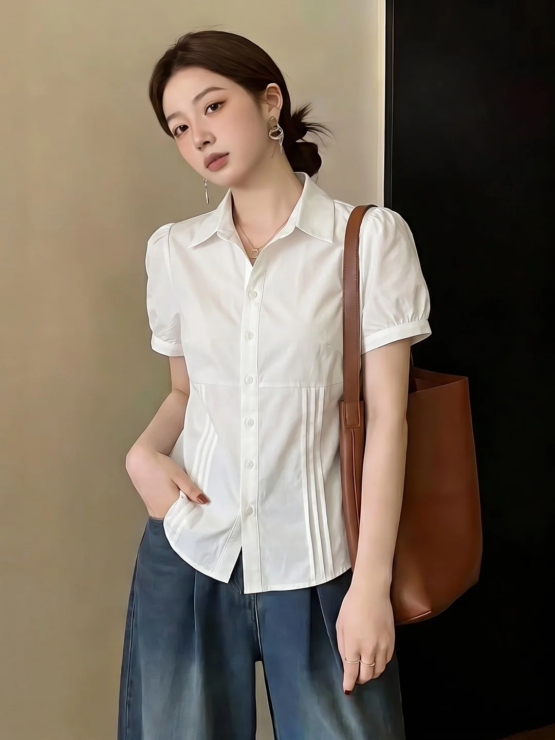 Elegant White Pure Cotton Short Sleeve Shirt Women Summer plus Size Slim Fit Bubble Sleeve Collar Shirt Korean Style
Elegant White Pure Cotton Short Sleeve Shirt Women Summer plus Size Slim Fit Bubble Sleeve Collar Shirt Korean Style