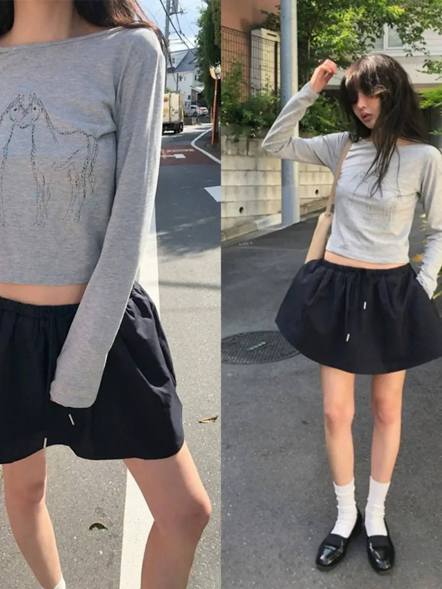 High Waist A-Line Pleated Short Skirt Women's Elastic Waist Corduroy Anti-Light Walking Skirt Casual Polyester Fabric
High Waist A-Line Pleated Short Skirt Women's Elastic Waist Corduroy Anti-Light Walking Skirt Casual Polyester Fabric