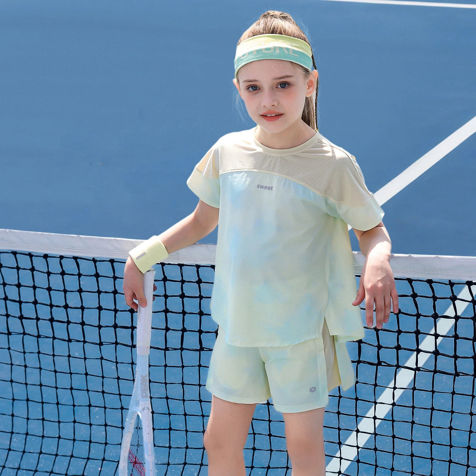 Sunscreen Girls' Sports Set Summer 2026 New Children's Quick Drying Clothes Badminton Tennis Clothes Short Sleeve Shorts
Sunscreen Girls' Sports Set Summer 2026 New Children's Quick Drying Clothes Badminton Tennis Clothes Short Sleeve Shorts