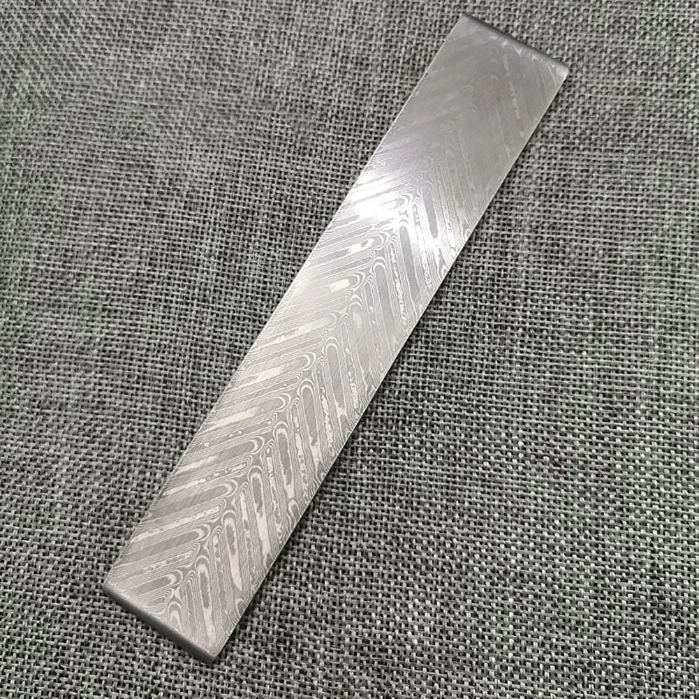 160*30*3 мм заготовка из дамасской стали с узором, кованая, закаленная, гладкая, для изготовления ножей и DIY-проектов
160*30*3 мм заготовка из дамасской стали с узором, кованая, закаленная, гладкая, для изготовления ножей и DIY-проектов