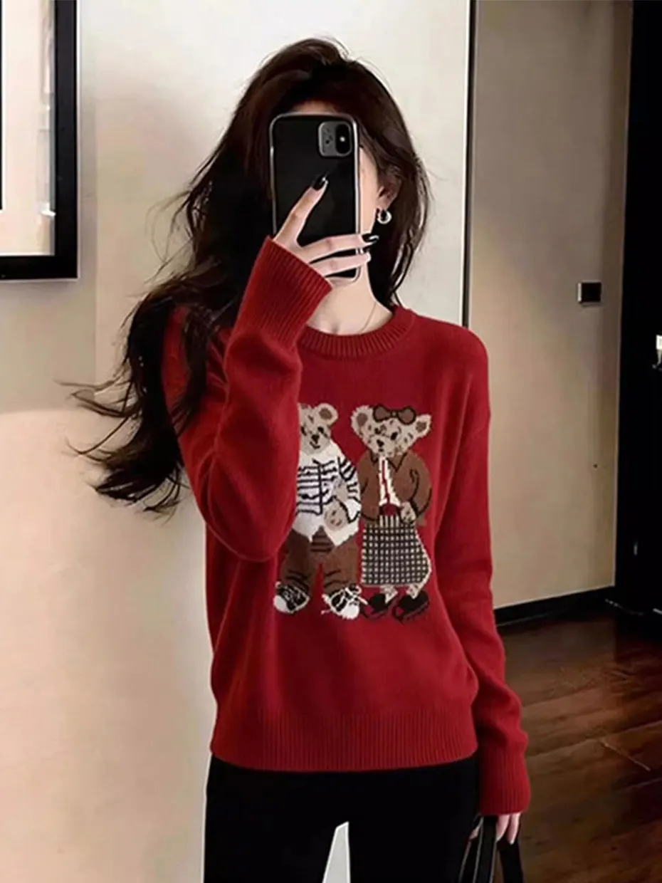 Red Knitted Sweater Women's Loose Fit Winter Base Layer Top Outerwear Lazy Style Bear Embroidery High End Feeling Fashionable
Red Knitted Sweater Women's Loose Fit Winter Base Layer Top Outerwear Lazy Style Bear Embroidery High End Feeling Fashionable