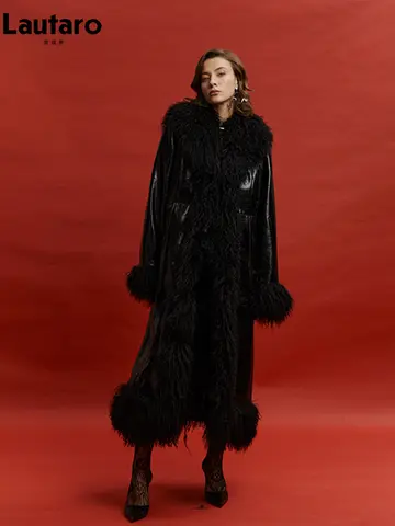 Shiny Patent Leather Coat Lautaro Spring Autumn Long Black Shiny Patent Pu Leather Coat Women with Faux Fur Trim Luxury Designer Clothing European Fashion