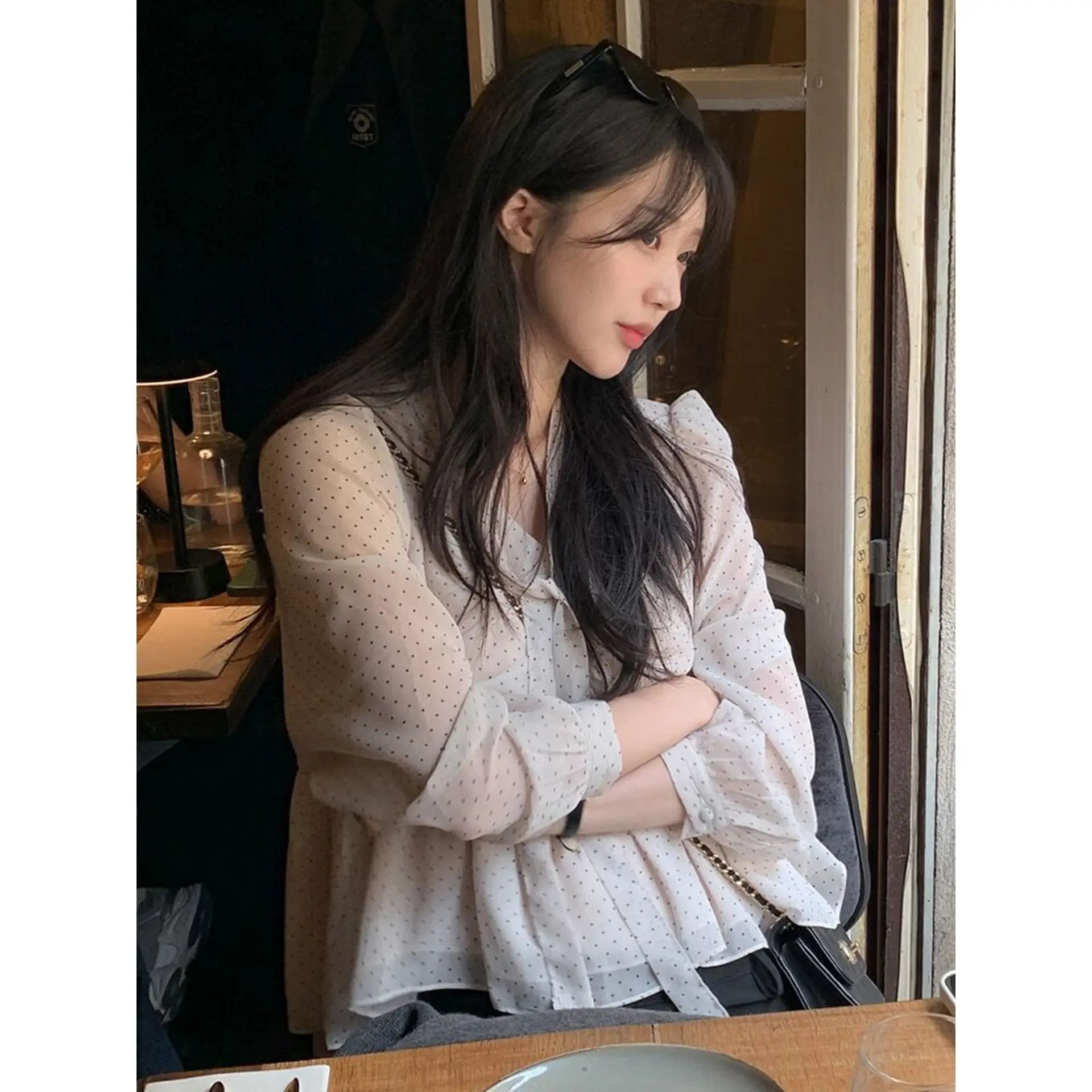 Spring New V-neck Tunic Shirt Women's Long Sleeve Chiffon Blouse Casual Style Gathered Pleat Polka Dot Top Female Upperwear
Spring New V-neck Tunic Shirt Women's Long Sleeve Chiffon Blouse Casual Style Gathered Pleat Polka Dot Top Female Upperwear