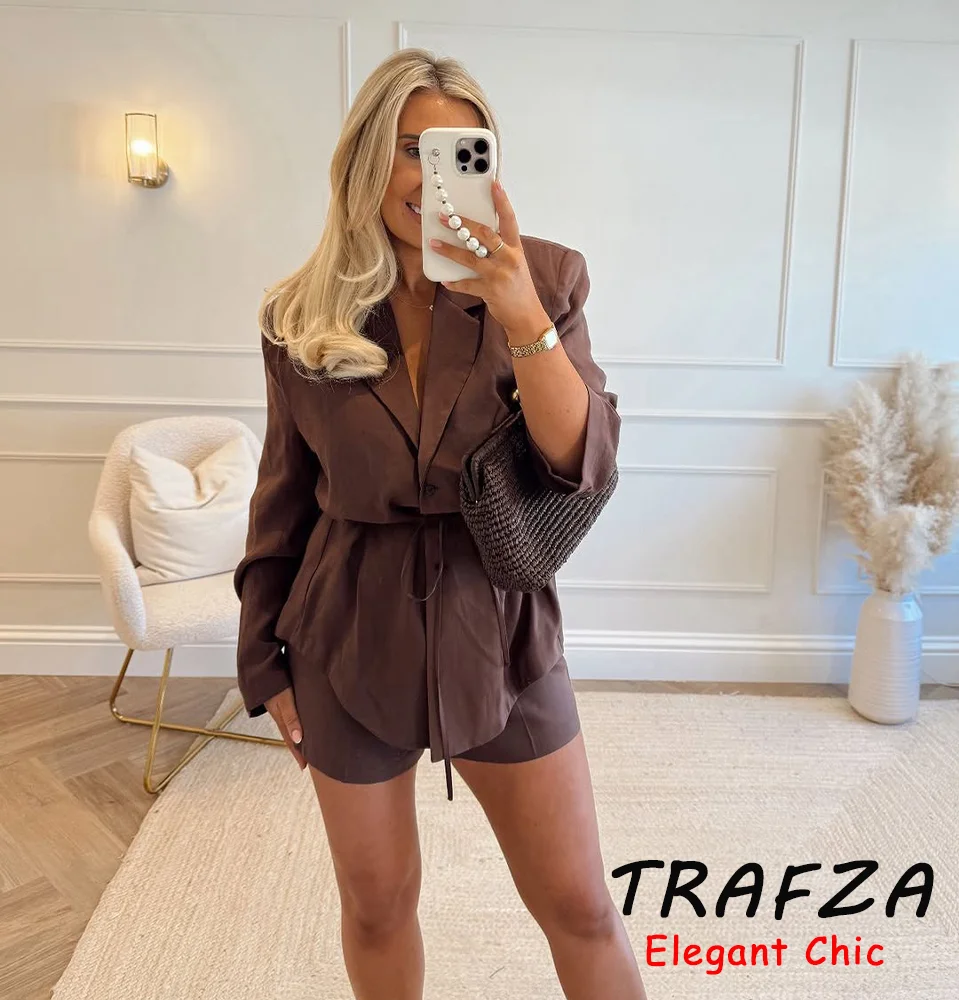 TRAFZA Vintage Commute Blazer Suit Women's Belt Lapel Button Blazer Or Mini Short 2025 Spring Summer Fashion Holidays Shorts Set
TRAFZA Vintage Commute Blazer Suit Women's Belt Lapel Button Blazer Or Mini Short 2025 Spring Summer Fashion Holidays Shorts Set